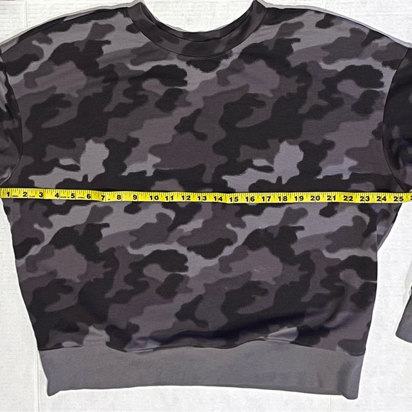 Zella Camo Sweatshirt - Picture 6 of 7